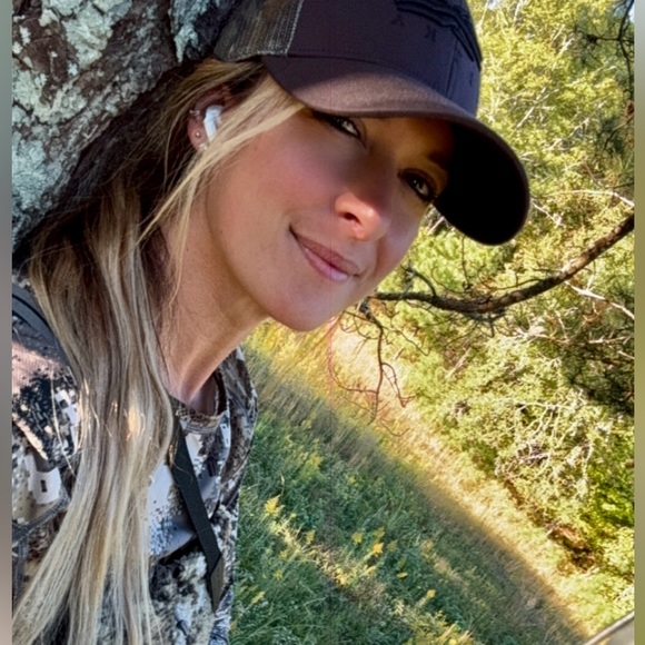 Meet your Posher, Ashley - Picture 6 of 6